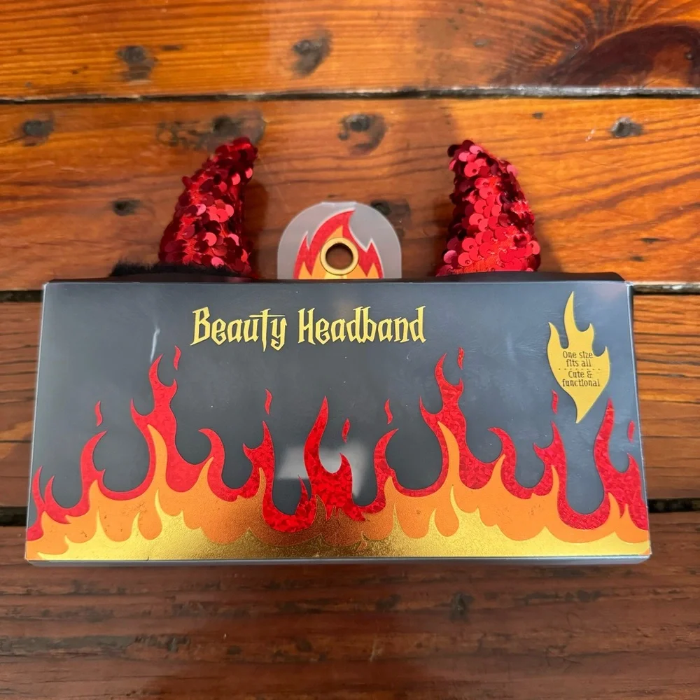 Lifestyle Products Devil Horns One Size Fits AIl Black Red MakeUp Headband NWT